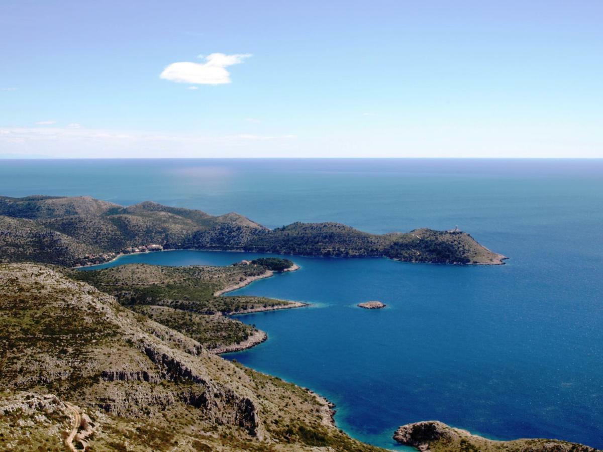 Apartments Luza Lastovo ภายนอก รูปภาพ