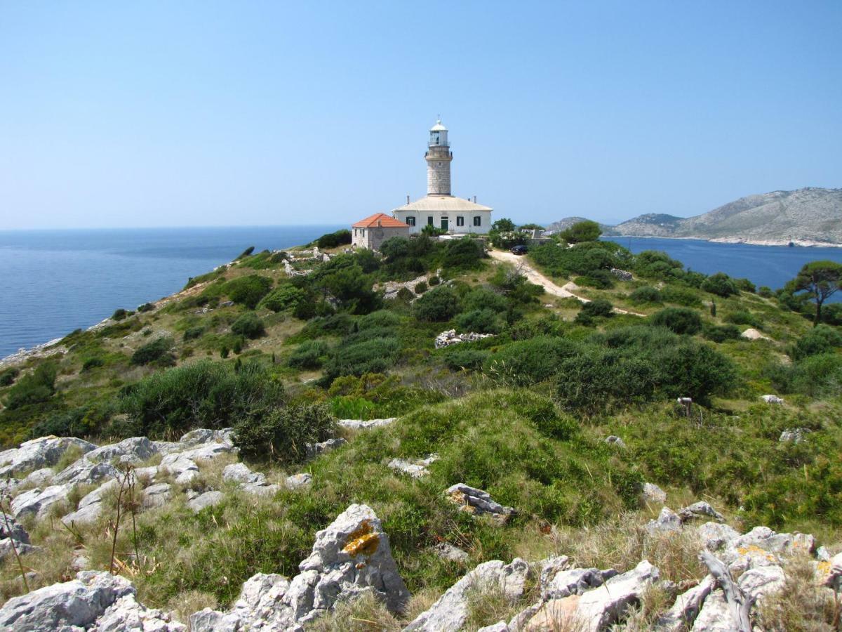 Apartments Luza Lastovo ภายนอก รูปภาพ